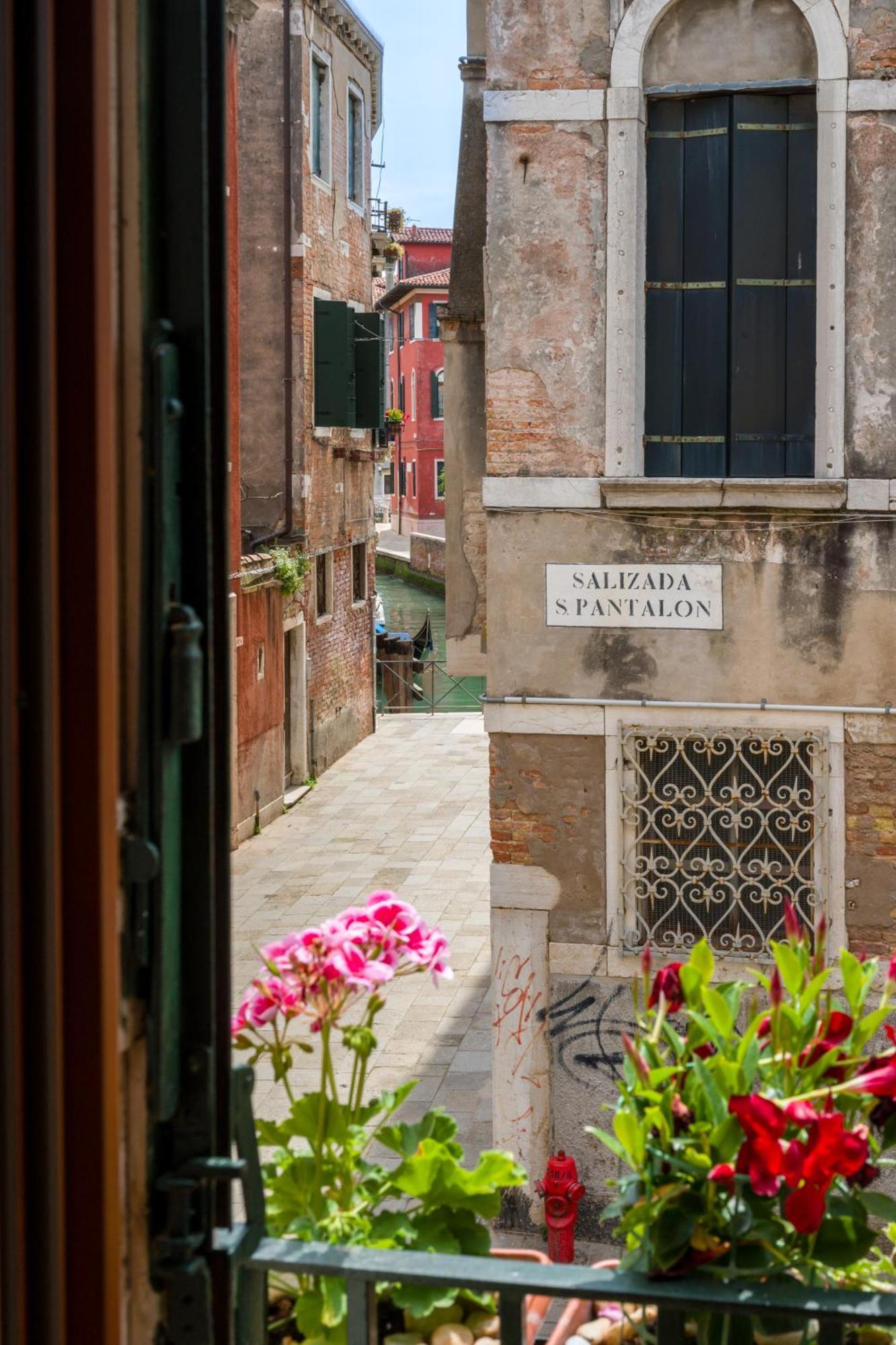 Ca Del Bezzo - Comfort & City View Venecia Exterior foto